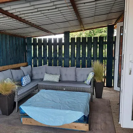 Newly Reburbished Cabin Apartment *